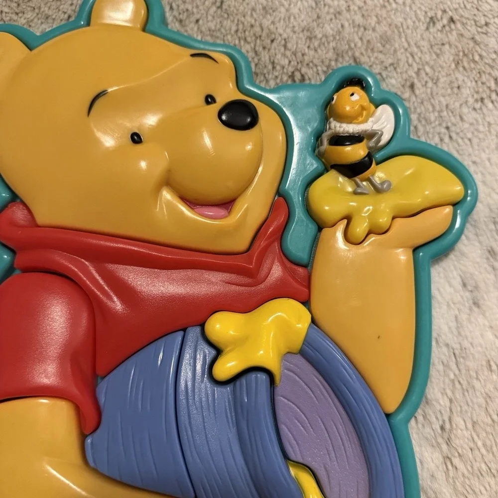 Disney Vintage 3D Plastic Tray Puzzles Winnie the Pooh